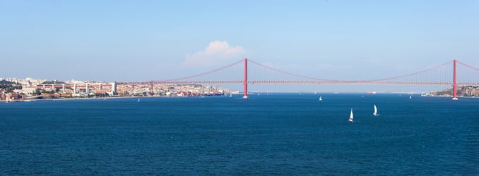 Vistas del tour en velero por Lisboa